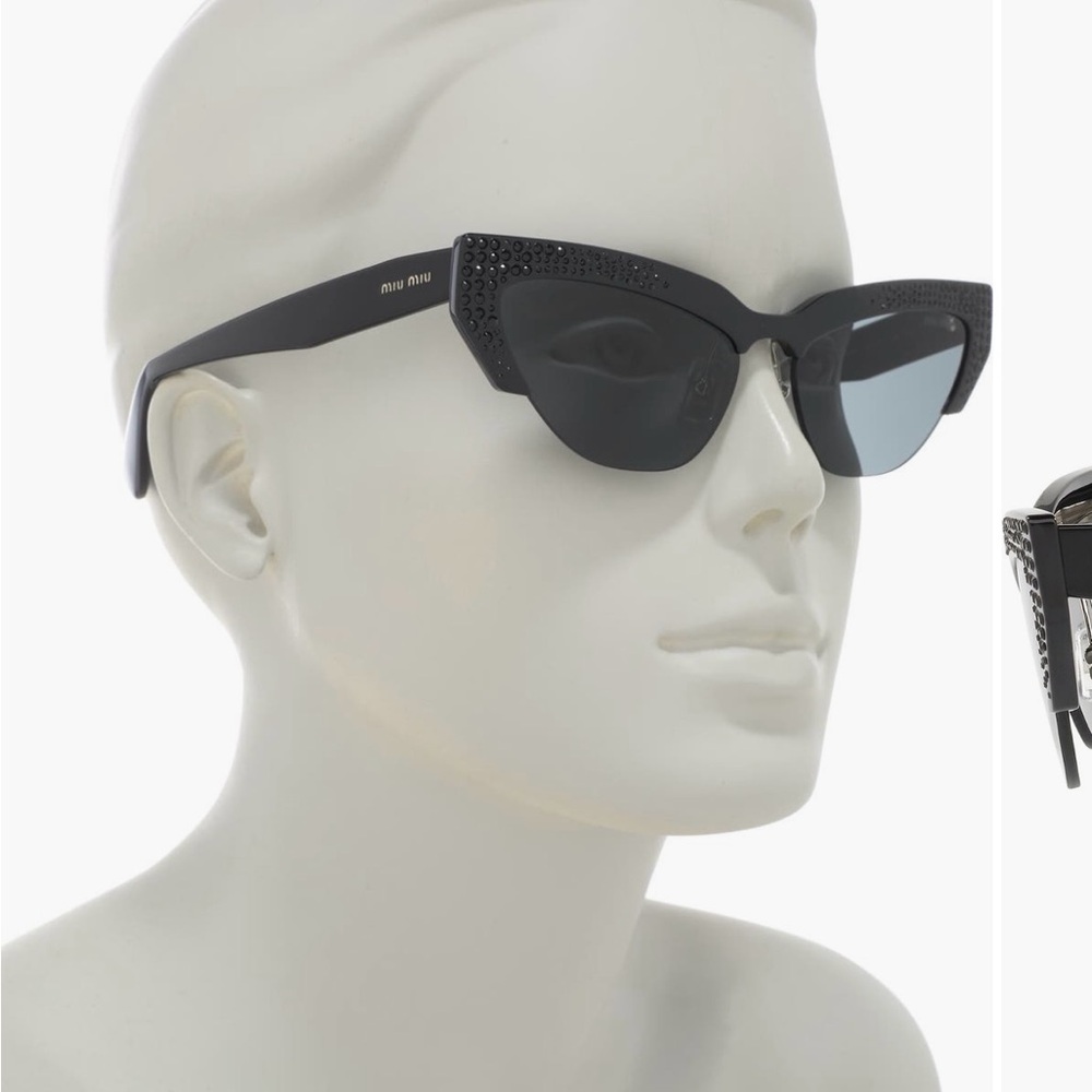 100% Authentic Miu Miu sunglasses worn once.
